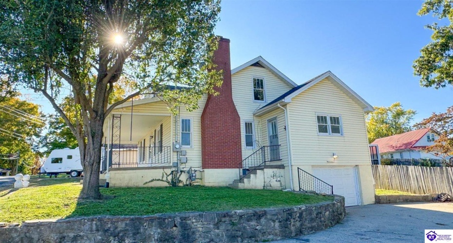 Bell Avenue, Campbellsville, Kentucky 42718, ,2 BathroomsBathrooms,For Sale,Bell Avenue,HK24003984