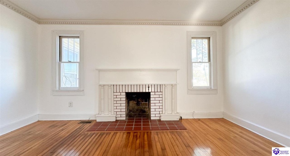 Bell Avenue, Campbellsville, Kentucky 42718, ,2 BathroomsBathrooms,For Sale,Bell Avenue,HK24003984