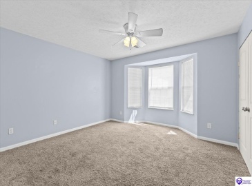 Oak Meadow Drive, Elizabethtown, Kentucky 42701, ,3 BathroomsBathrooms,For Sale,Oak Meadow Drive,HK24004362