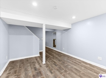 Oak Meadow Drive, Elizabethtown, Kentucky 42701, ,3 BathroomsBathrooms,For Sale,Oak Meadow Drive,HK24004362