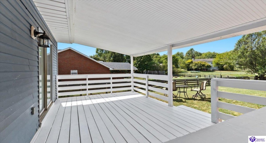 Oak Meadow Drive, Elizabethtown, Kentucky 42701, ,3 BathroomsBathrooms,For Sale,Oak Meadow Drive,HK24004362