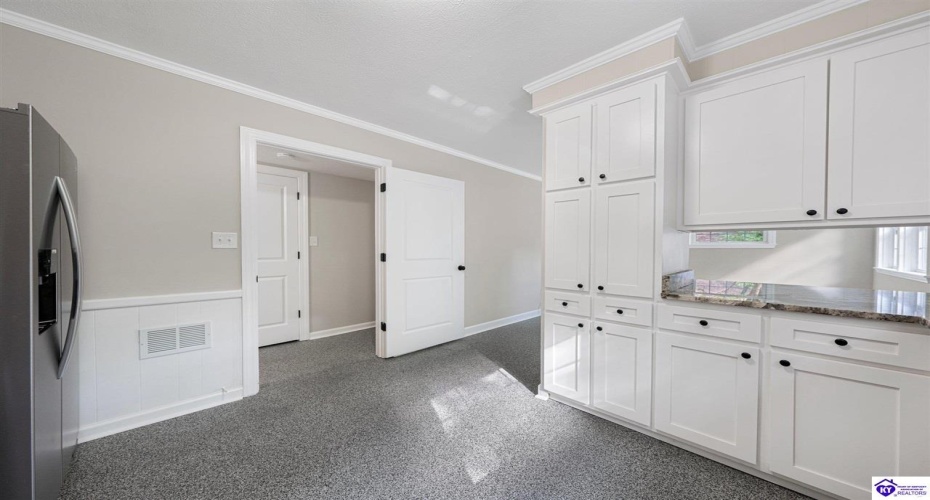 Cedar Ridge Rd, Bowling Green, Kentucky 42101, ,2 BathroomsBathrooms,For Sale,Cedar Ridge Rd,HK24004363