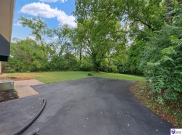 Cedar Ridge Rd, Bowling Green, Kentucky 42101, ,2 BathroomsBathrooms,For Sale,Cedar Ridge Rd,HK24004363