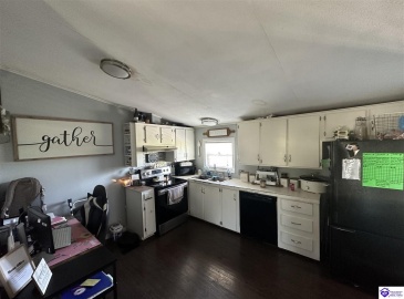 Homer Frodge Road, Edmonton, Kentucky 42129, ,2 BathroomsBathrooms,For Sale,Homer Frodge Road,HK24004364