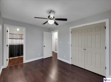 L and N Turnpike, Magnolia, Kentucky 42757, ,2 BathroomsBathrooms,For Sale,L and N Turnpike,HK24003467