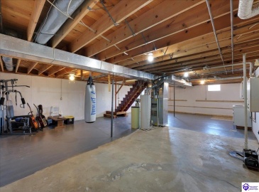 L and N Turnpike, Magnolia, Kentucky 42757, ,2 BathroomsBathrooms,For Sale,L and N Turnpike,HK24003467