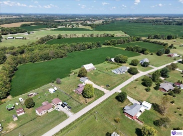 L and N Turnpike, Magnolia, Kentucky 42757, ,2 BathroomsBathrooms,For Sale,L and N Turnpike,HK24003467