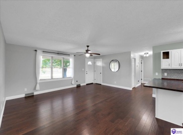 L and N Turnpike, Magnolia, Kentucky 42757, ,2 BathroomsBathrooms,For Sale,L and N Turnpike,HK24003467