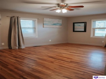 Park Lane, Elizabethtown, Kentucky 42701, ,3 BathroomsBathrooms,For Sale,Park Lane,HK24004318