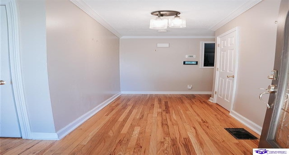 Park Lane, Elizabethtown, Kentucky 42701, ,3 BathroomsBathrooms,For Sale,Park Lane,HK24004318