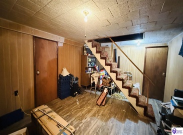 Hodgenville Road, Greensburg, Kentucky 42743, ,2 BathroomsBathrooms,For Sale,Hodgenville Road,HK24004366