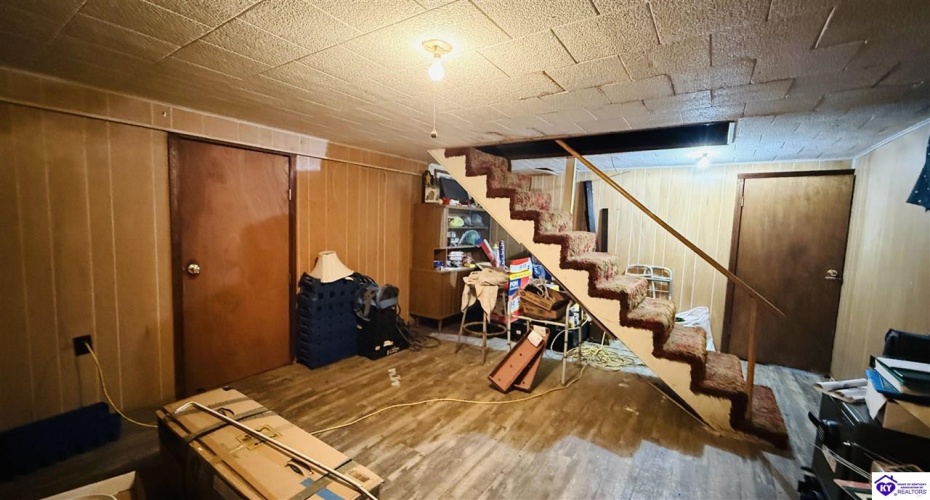 Hodgenville Road, Greensburg, Kentucky 42743, ,2 BathroomsBathrooms,For Sale,Hodgenville Road,HK24004366