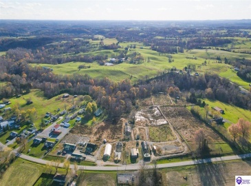 Hodgenville Road, Greensburg, Kentucky 42743, ,2 BathroomsBathrooms,For Sale,Hodgenville Road,HK24004366
