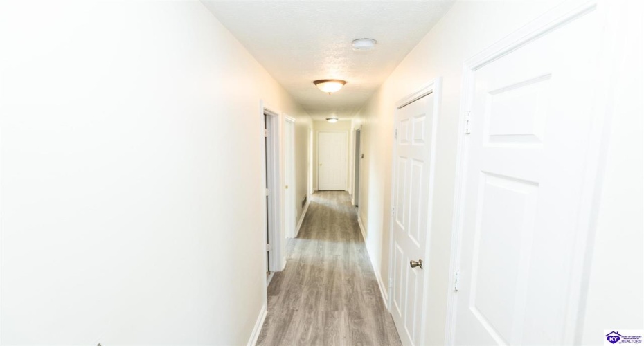 Miller Avenue, Radcliff, Kentucky 40160, ,1 BathroomBathrooms,For Sale,Miller Avenue,HK24003815