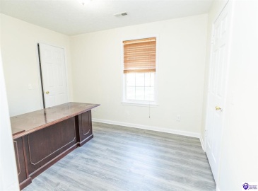 Miller Avenue, Radcliff, Kentucky 40160, ,1 BathroomBathrooms,For Sale,Miller Avenue,HK24003815