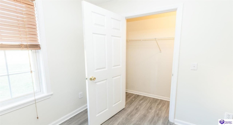 Miller Avenue, Radcliff, Kentucky 40160, ,1 BathroomBathrooms,For Sale,Miller Avenue,HK24003815