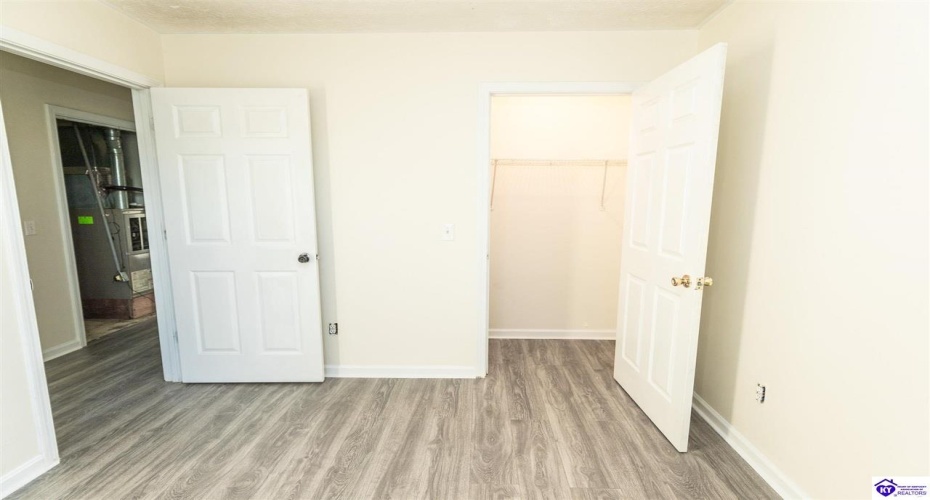 Miller Avenue, Radcliff, Kentucky 40160, ,1 BathroomBathrooms,For Sale,Miller Avenue,HK24003815