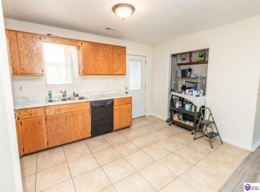 Miller Avenue, Radcliff, Kentucky 40160, ,1 BathroomBathrooms,For Sale,Miller Avenue,HK24003815