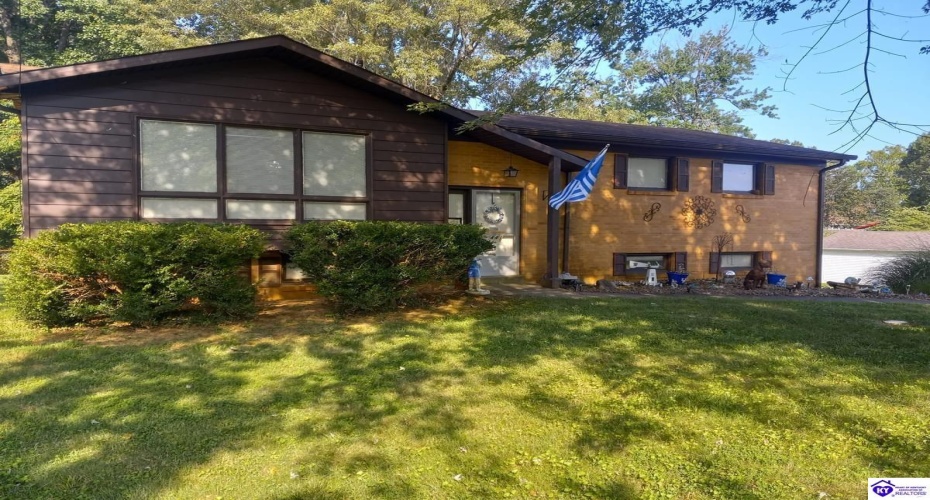 Eastern Drive, Radcliff, Kentucky 40160, ,3 BathroomsBathrooms,For Sale,Eastern Drive,HK24004370