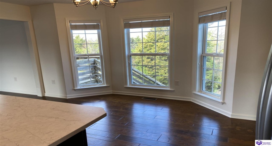 Huckaberry Street, Elizabethtown, Kentucky 42701, ,4 BathroomsBathrooms,For Sale,Huckaberry Street,HK24004373