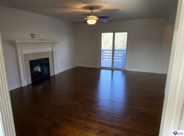 Huckaberry Street, Elizabethtown, Kentucky 42701, ,4 BathroomsBathrooms,For Sale,Huckaberry Street,HK24004373