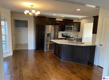 Huckaberry Street, Elizabethtown, Kentucky 42701, ,4 BathroomsBathrooms,For Sale,Huckaberry Street,HK24004373