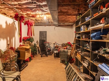 Windy Hill Road, Horse Cave, Kentucky 42749, ,2 BathroomsBathrooms,For Sale,Windy Hill Road,HK24004375