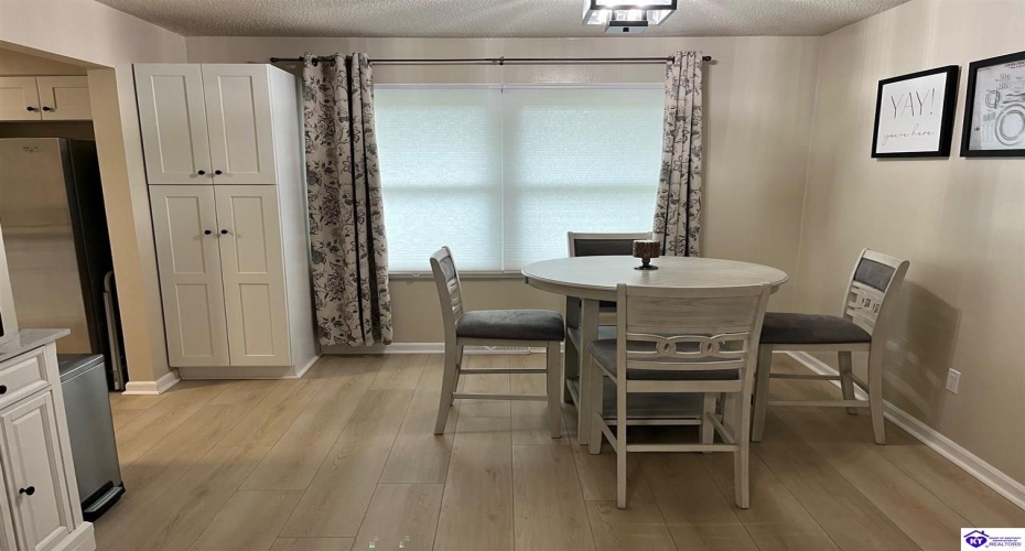 Shawnee Drive, Hodgenville, Kentucky 42748, ,3 BathroomsBathrooms,For Sale,Shawnee Drive,HK24004376