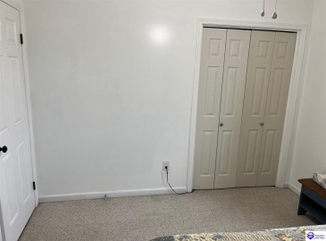 Shawnee Drive, Hodgenville, Kentucky 42748, ,3 BathroomsBathrooms,For Sale,Shawnee Drive,HK24004376