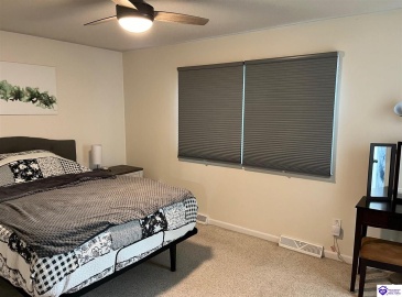 Shawnee Drive, Hodgenville, Kentucky 42748, ,3 BathroomsBathrooms,For Sale,Shawnee Drive,HK24004376