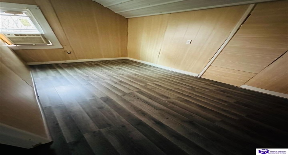 Paull Street, Columbia, Kentucky 42728, ,1 BathroomBathrooms,For Sale,Paull Street,HK24004380