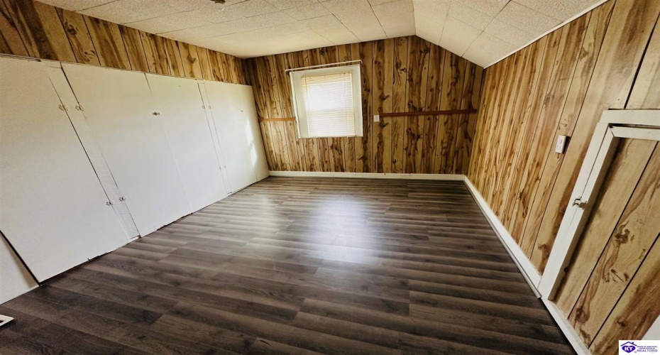 Paull Street, Columbia, Kentucky 42728, ,1 BathroomBathrooms,For Sale,Paull Street,HK24004380