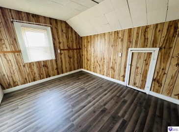 Paull Street, Columbia, Kentucky 42728, ,1 BathroomBathrooms,For Sale,Paull Street,HK24004380