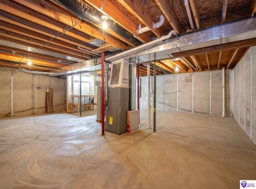 Pointe Court, Elizabethtown, Kentucky 42701, ,2 BathroomsBathrooms,For Sale,Pointe Court,HK24004381