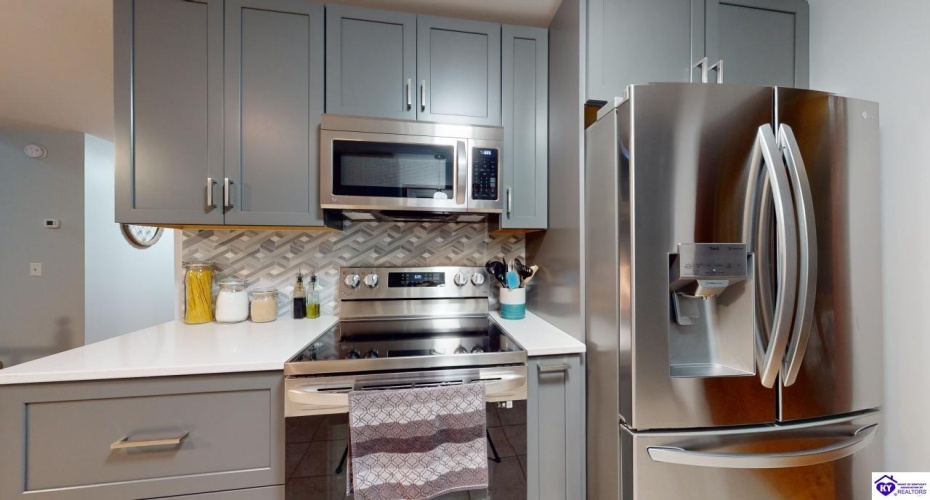 Pigeon Pass Road, Elizabethtown, Kentucky 42701, ,3 BathroomsBathrooms,For Sale,Pigeon Pass Road,HK24004383