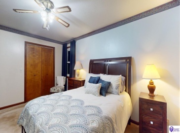 Pigeon Pass Road, Elizabethtown, Kentucky 42701, ,3 BathroomsBathrooms,For Sale,Pigeon Pass Road,HK24004383