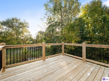 Logsdon Parkway, Radcliff, Kentucky 40160, ,2 BathroomsBathrooms,For Sale,Logsdon Parkway,HK24004388