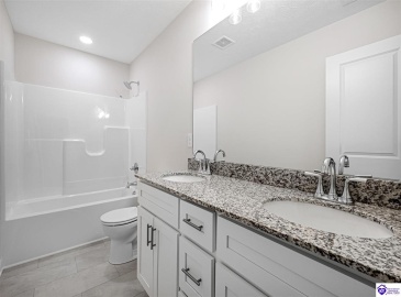 Turnberry Court, Vine Grove, Kentucky 40175, ,3 BathroomsBathrooms,For Sale,Turnberry Court,HK24004389