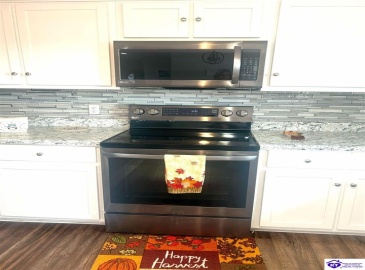 Arnett Grove Road, Glasgow, Kentucky 42141, ,2 BathroomsBathrooms,For Sale,Arnett Grove Road,HK24004391