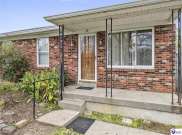 Wise Court, Louisville, Kentucky 40229, ,2 BathroomsBathrooms,For Sale,Wise Court,HK24004392