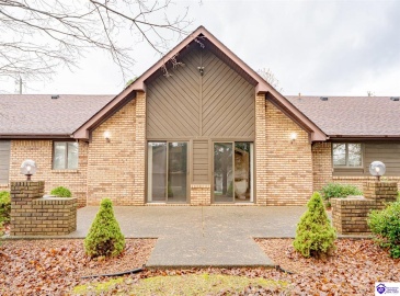 White Oak Drive, Elizabethtown, Kentucky 42701, ,3 BathroomsBathrooms,For Sale,White Oak Drive,HK24004405