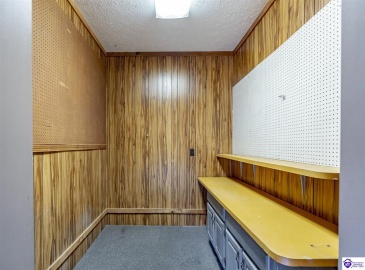 White Oak Drive, Elizabethtown, Kentucky 42701, ,3 BathroomsBathrooms,For Sale,White Oak Drive,HK24004405