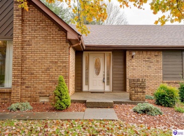 White Oak Drive, Elizabethtown, Kentucky 42701, ,3 BathroomsBathrooms,For Sale,White Oak Drive,HK24004405