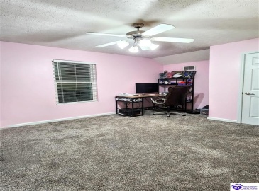 Poplar Drive, Elizabethtown, Kentucky 42701, ,2 BathroomsBathrooms,For Sale,Poplar Drive,HK24004408