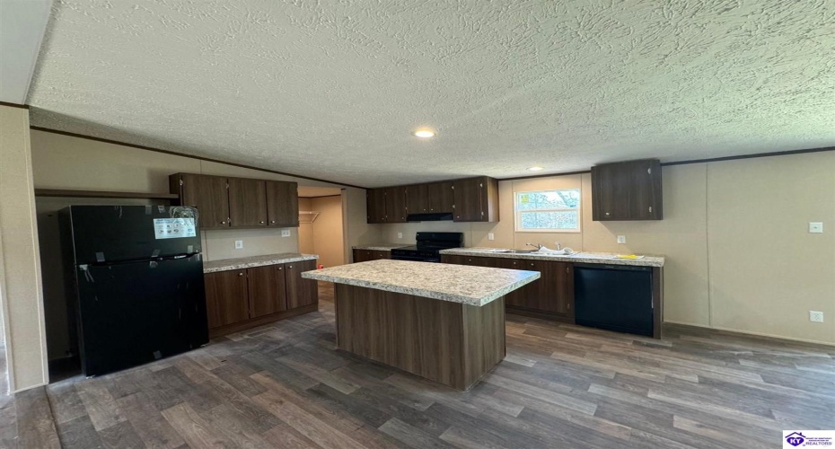 Close Lane, Brandenburg, Kentucky 40108, ,2 BathroomsBathrooms,For Sale,Close Lane,HK24004413