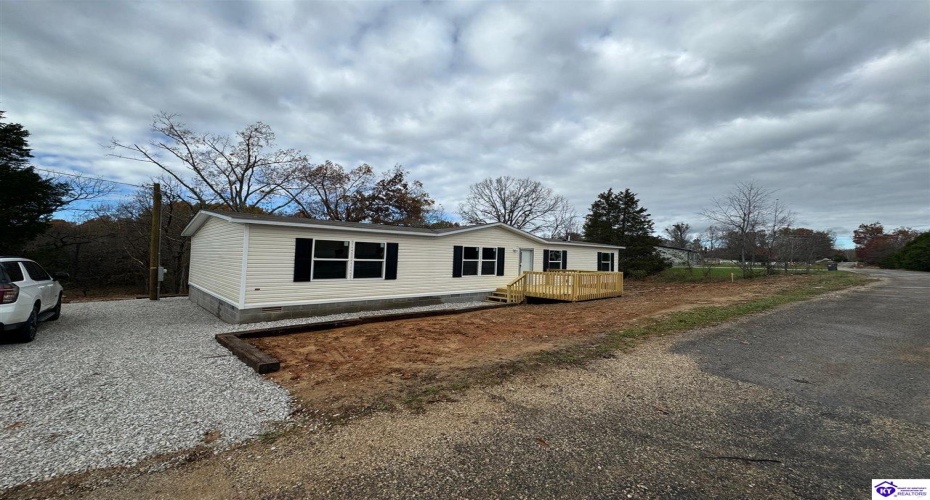 Close Lane, Brandenburg, Kentucky 40108, ,2 BathroomsBathrooms,For Sale,Close Lane,HK24004413
