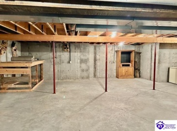 Elkhorn Road, Campbellsville, Kentucky 42718, ,2 BathroomsBathrooms,For Sale,Elkhorn Road,HK24004419