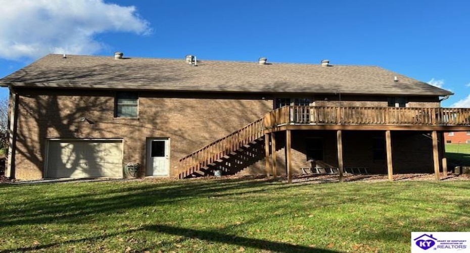 Elkhorn Road, Campbellsville, Kentucky 42718, ,2 BathroomsBathrooms,For Sale,Elkhorn Road,HK24004419