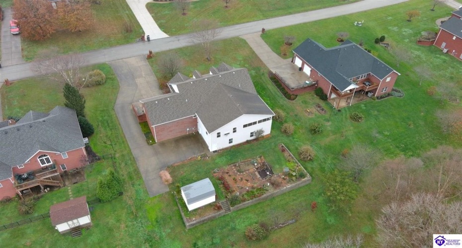 Creekside Drive, Coxs Creek, Kentucky 40013, ,3 BathroomsBathrooms,For Sale,Creekside Drive,HK24004423