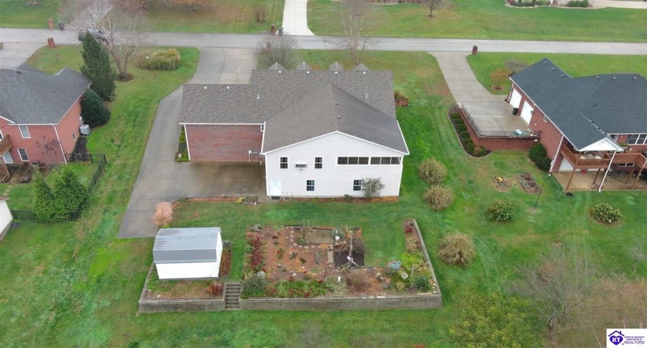 Creekside Drive, Coxs Creek, Kentucky 40013, ,3 BathroomsBathrooms,For Sale,Creekside Drive,HK24004423